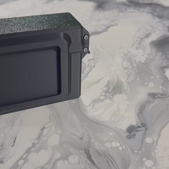 Video of the 3D printed Commander deck box opening and holding a full deck